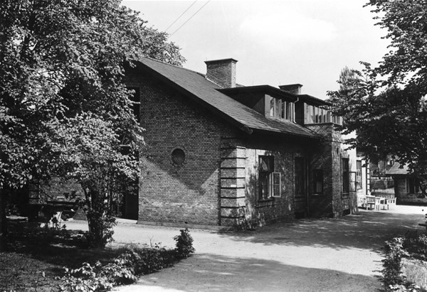 Karnatænehuset ombygget til vandrehjem 1940